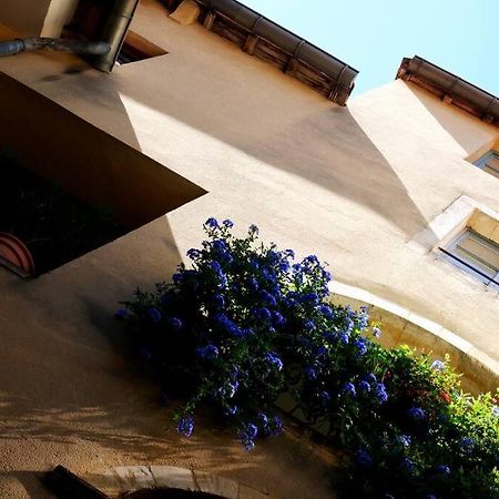 Appartement P2 De Charme - Centre-Ville Nîmes Zewnętrze zdjęcie