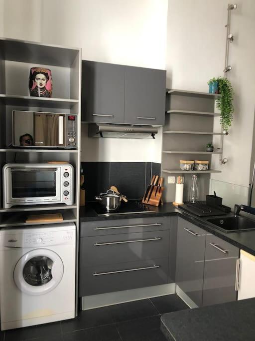 Appartement P2 De Charme - Centre-Ville Nîmes Zewnętrze zdjęcie